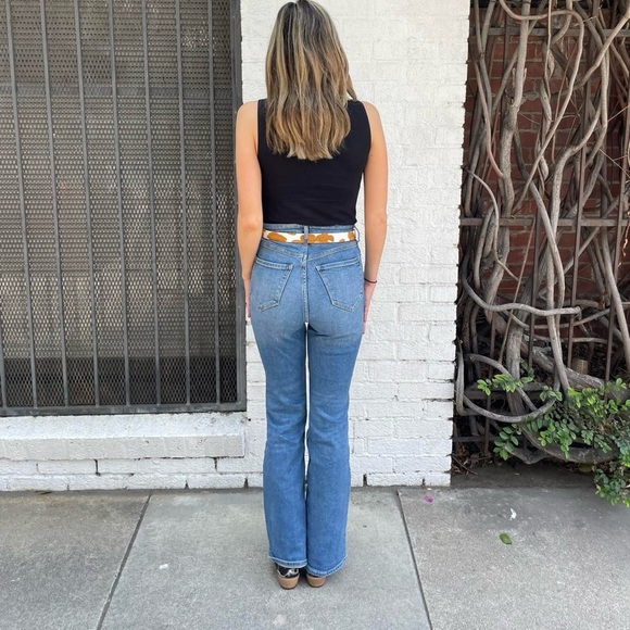 Old Navy higher high-rise flare jeans - 70s style sz 4 - Picture 5 of 7